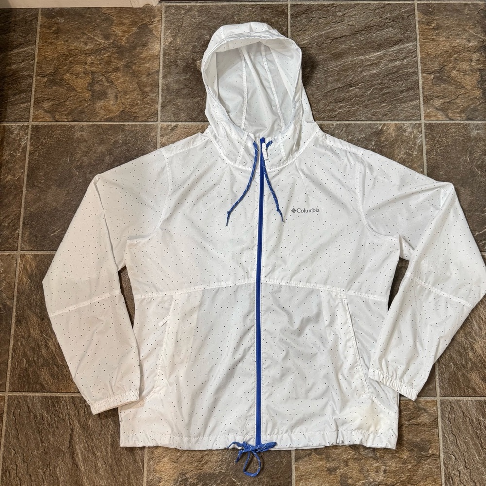 Columbia White Windbreaker Jacket with Blue Accents